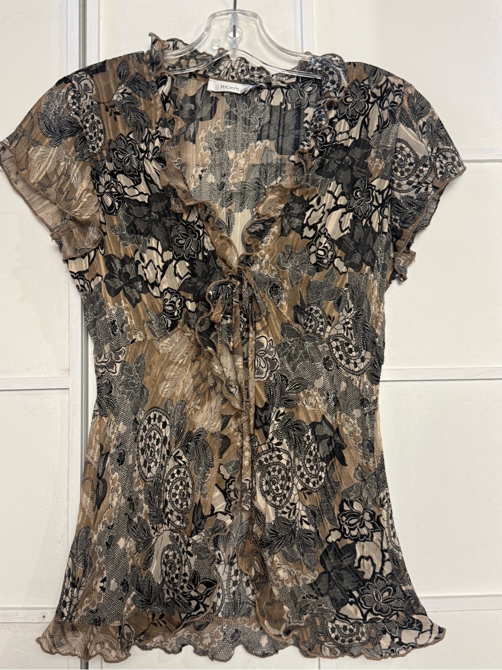 Vintage Ricki's Floral Ruffle Tie-Front Blouse